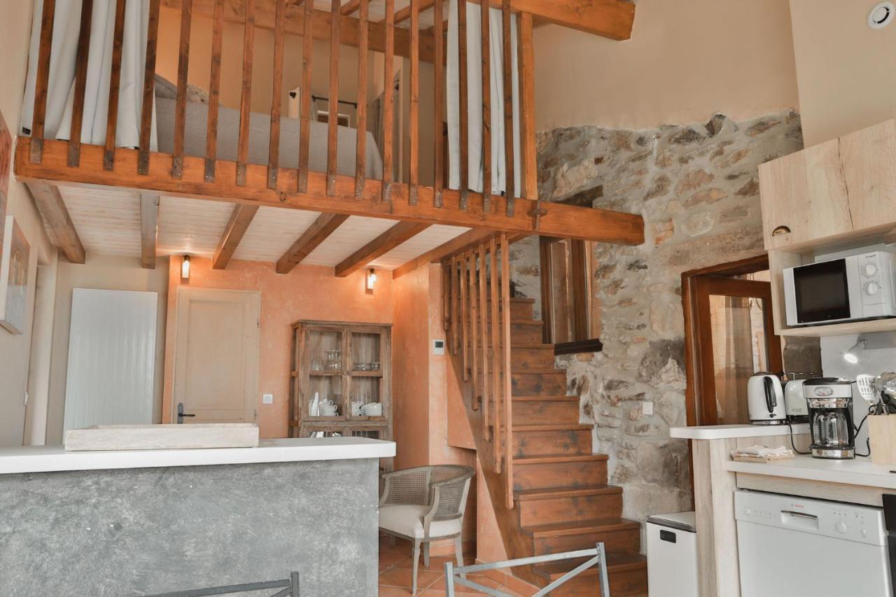 Maison D'Hotes Le Hameau De La Mure Saint-Laurent-du-Pape Exterior foto